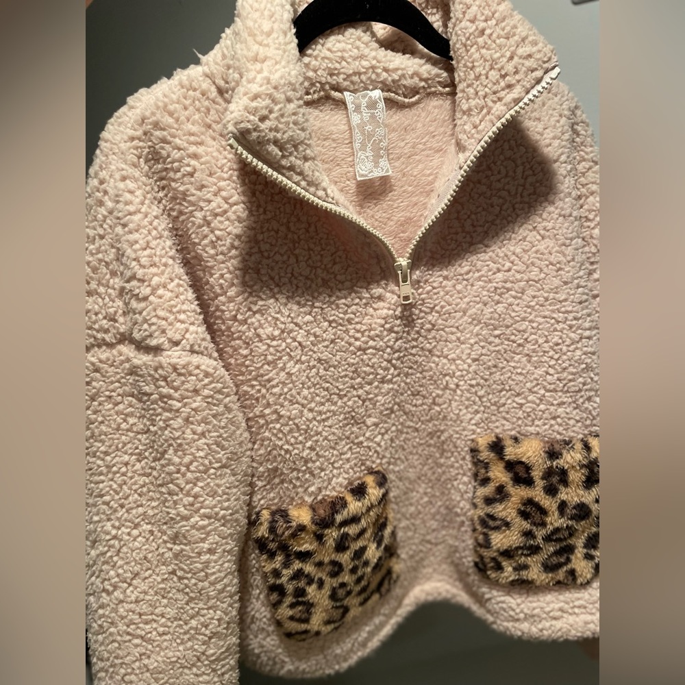 Sadie & Sage Sherpa pullover - Picture 6 of 14